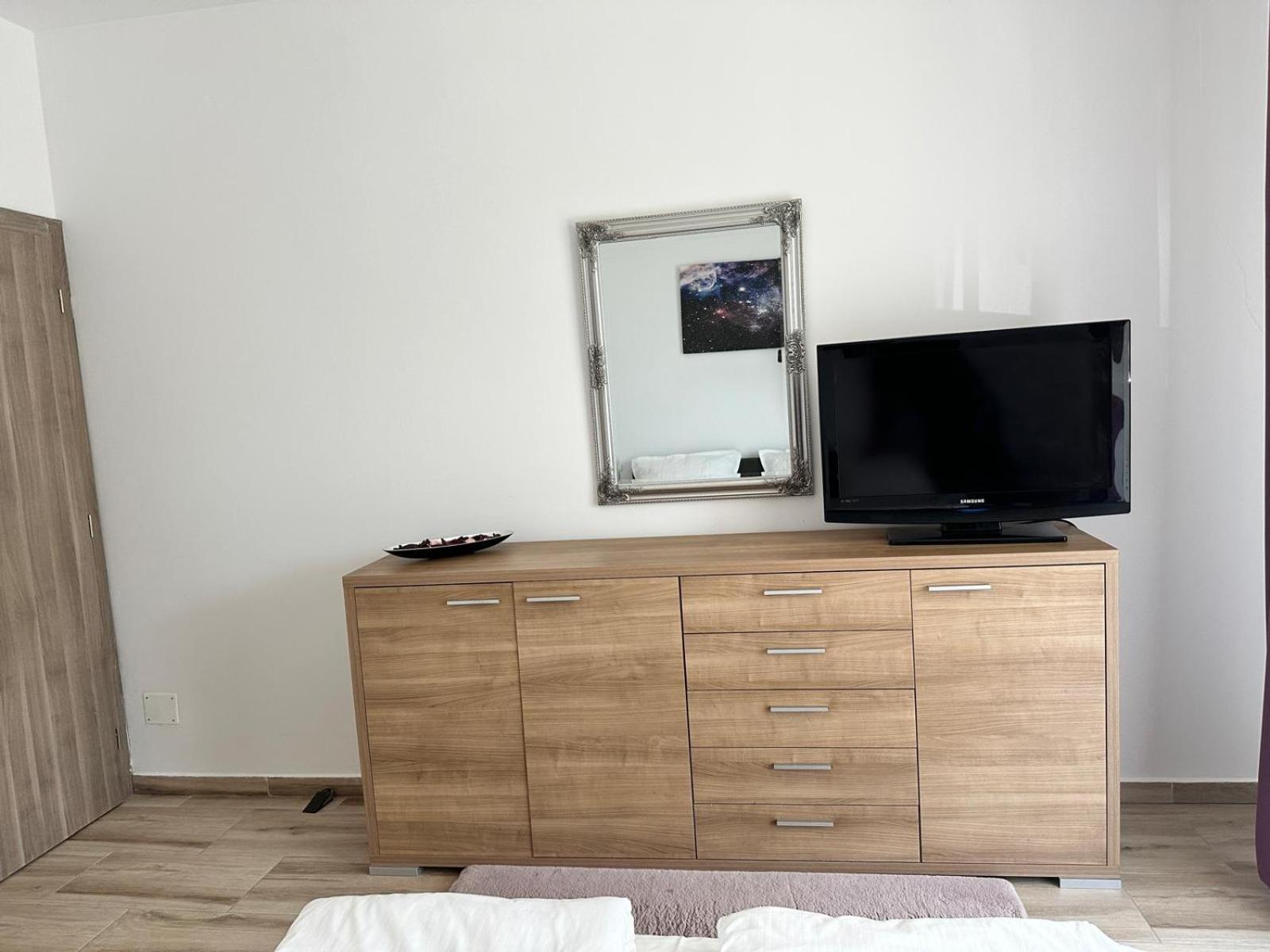 Bonte Residence Str Daliei Nr 3 Giroc Eksteriør bilde